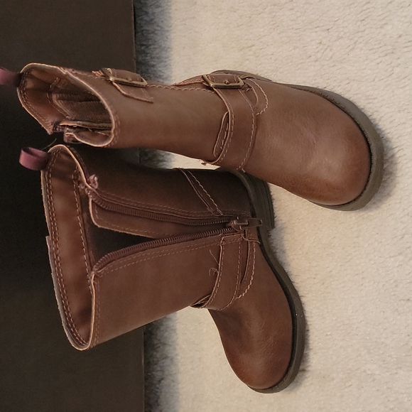 Carter's Riding Boots - Picture 2 of 7